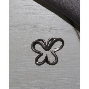 Fully Retired Sooring Butterfly Pendant 1.2G / 0.6in